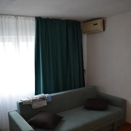 Vendégház Casa Adelina *